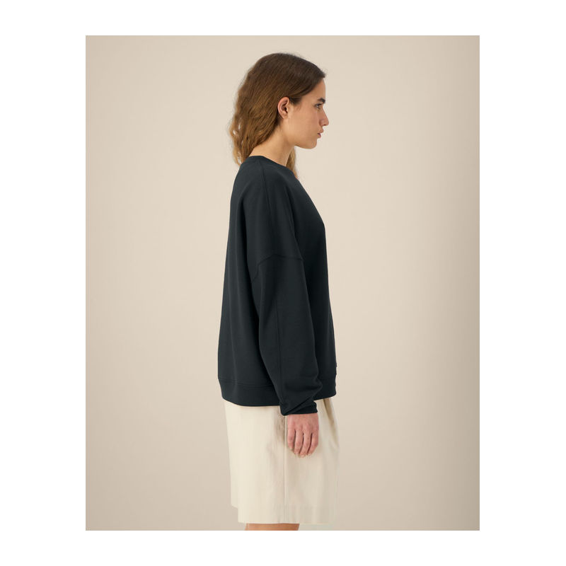 The Stella Lianna women’s crewneck sweatshirt