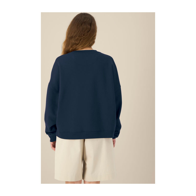 The Stella Lianna women’s crewneck sweatshirt