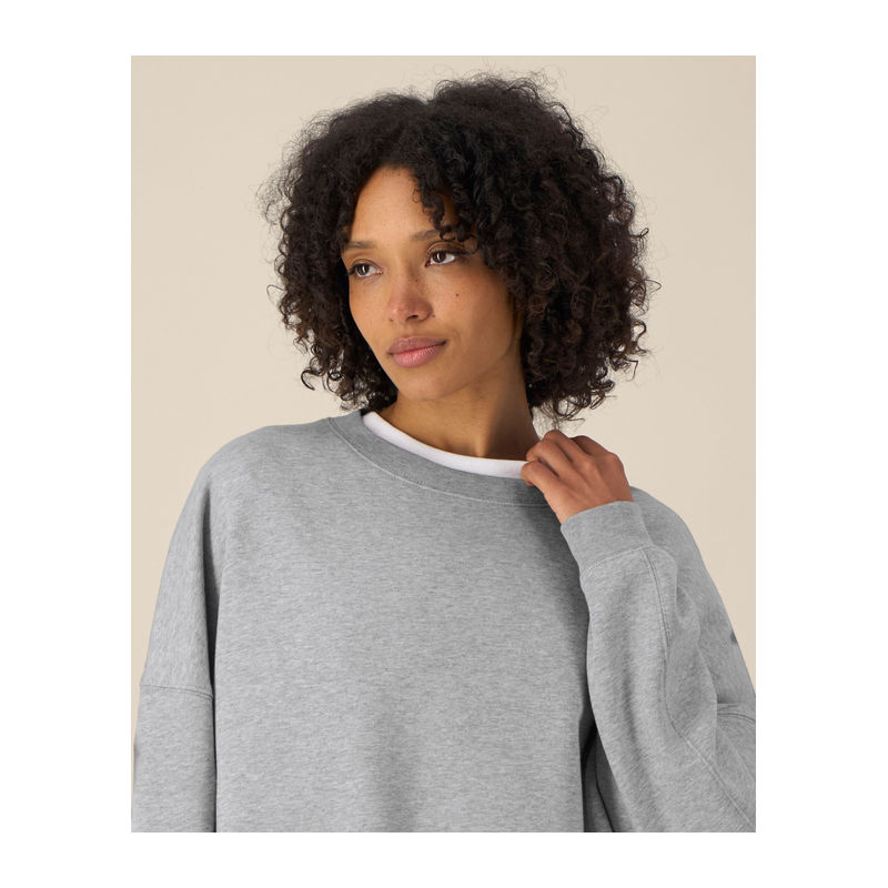 The Stella Lianna women’s crewneck sweatshirt
