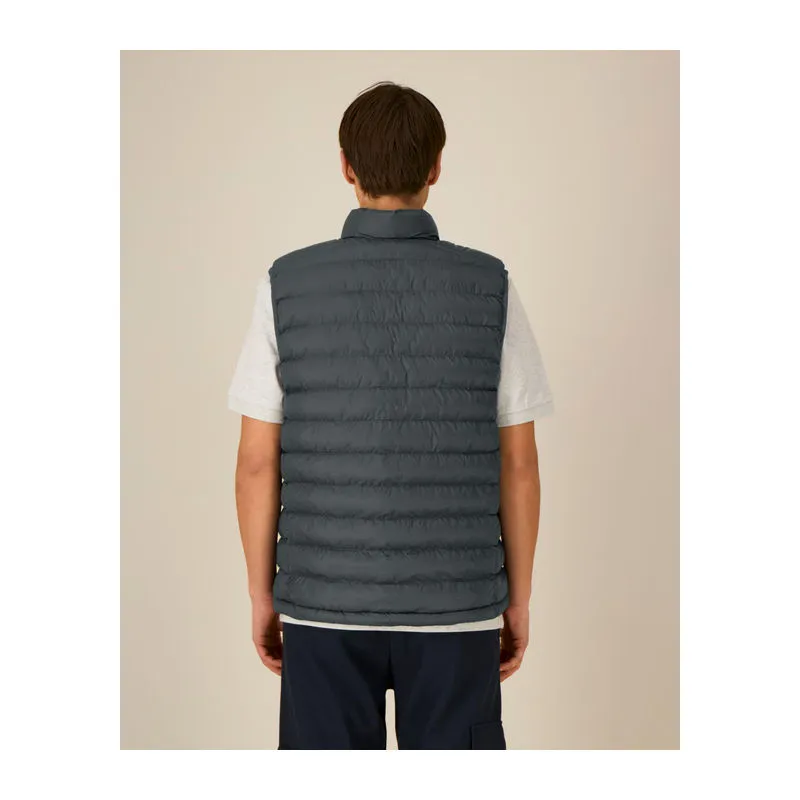The men's vesta