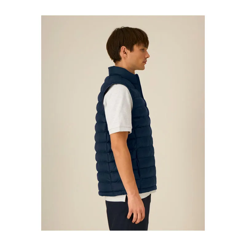 The men's vesta