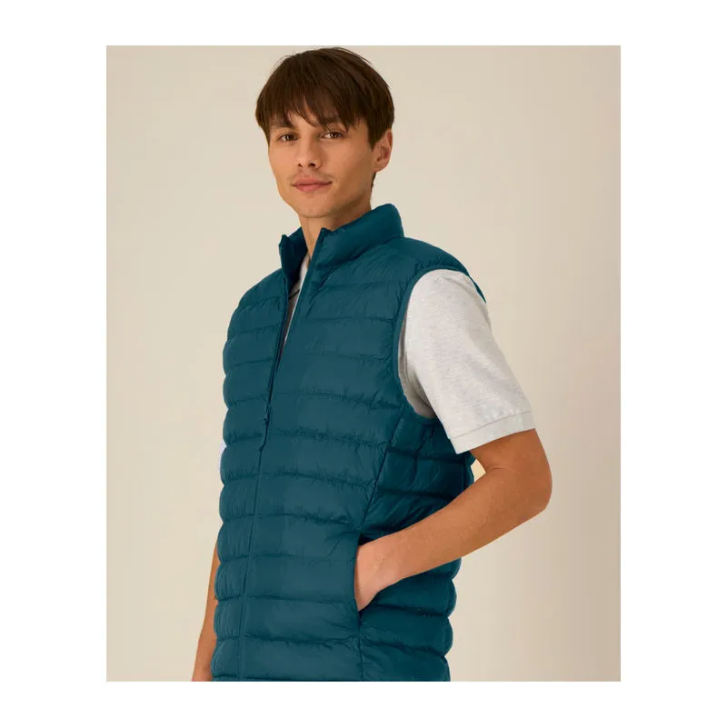 The men's vesta