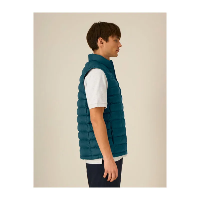 The men's vesta