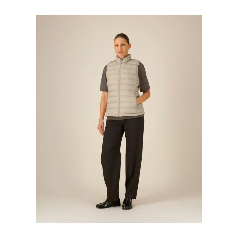 The women's vesta