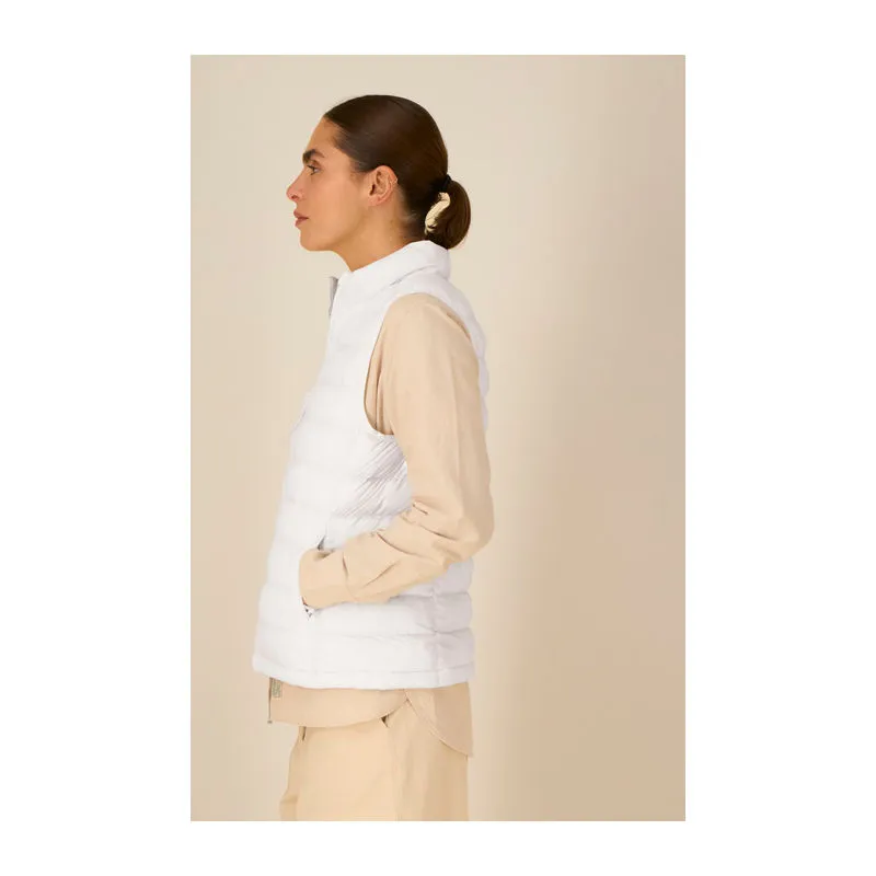 The women's vesta