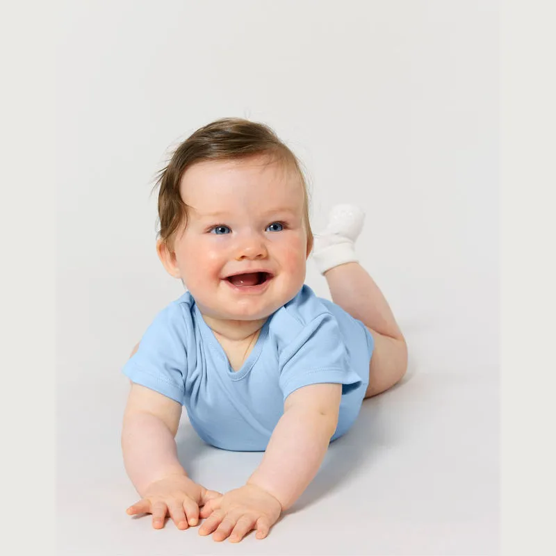 The babies' body s krátkým rukávem